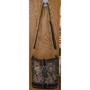 ❄️Montana West Camo Carry Crossbody Bag